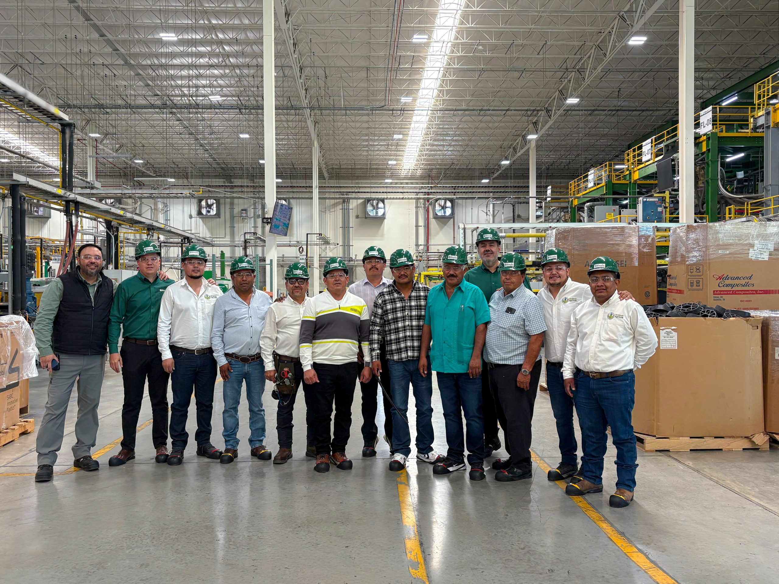 Fortaleciendo lazos y conocimiento en Factory Tour Rivulis T-Tape